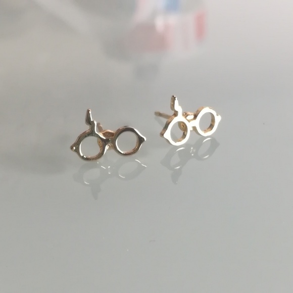 Harry Potter Glasses Stud Earrings - Picture 4 of 4